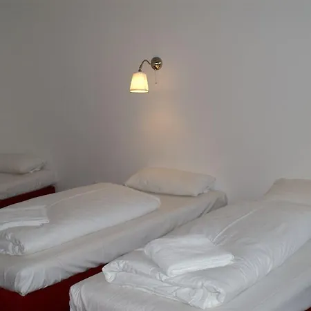Pensión Basic Living