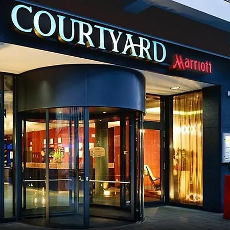 Courtyard By Marriott Center Monaco di Baviera
