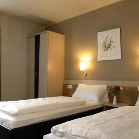 Imperial 3* München