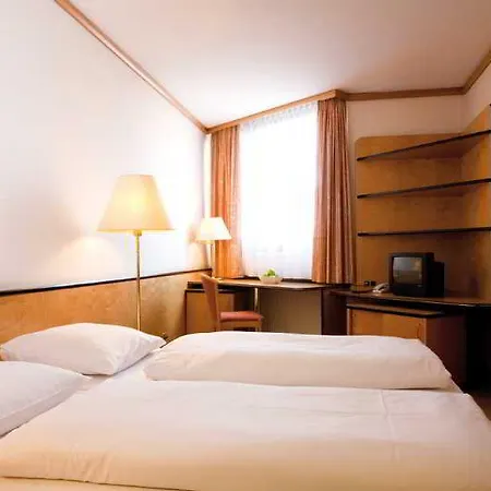 Apartmanhotel Living Am Deutschen Museum 3*
