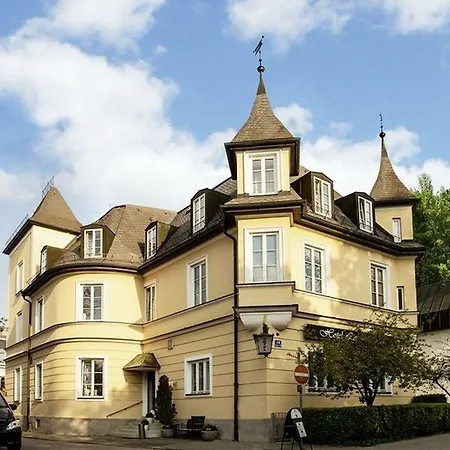 Laimer Hof Am Schloss Nymphenburg 3* München