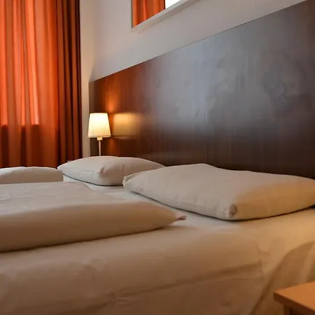 Italia 3* Munich