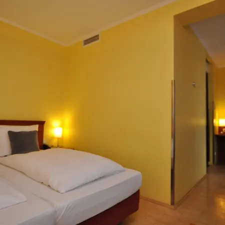 Hotel Parkhotel Im Lehel By Blattl 3*