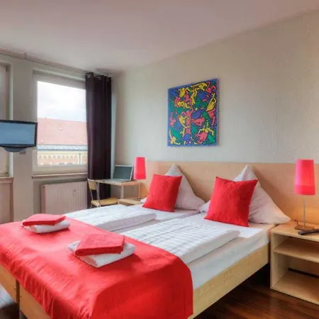 Meininger Zentrum Hotell 3*