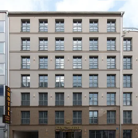 Advastay By King's 4* München