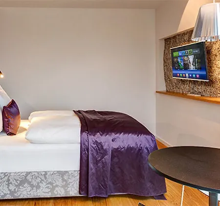 Im Bunker Aparthotel 4*