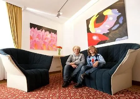 Hotel Mueller 3*