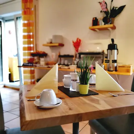 Altschwabing - Boutique 3* Munich