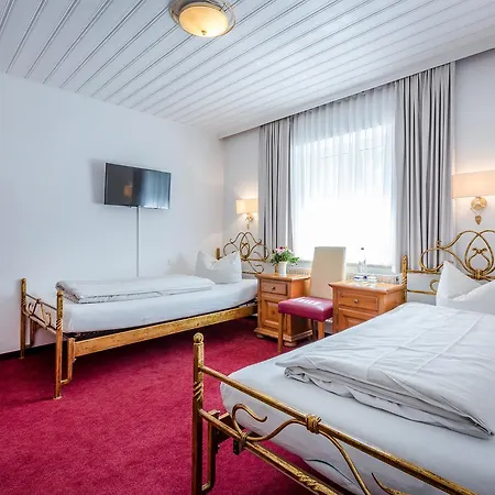 Laimer Hof Am Schloss Nymphenburg 3* München