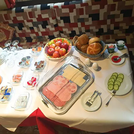 招待所 蒙娜丽莎膳食旅馆