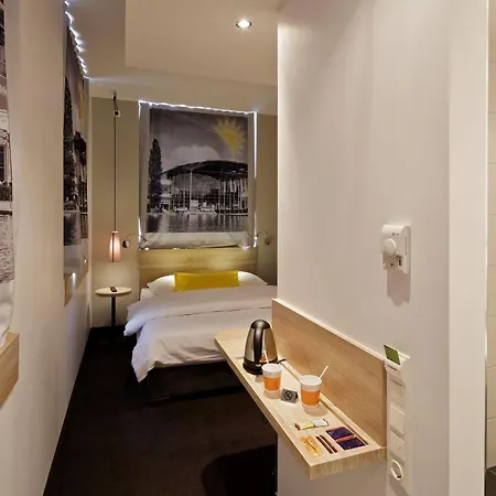 Muenchen-olympiapark Hotell 3*
