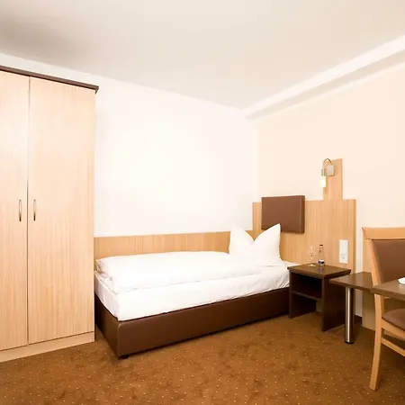 ホテル Ausbildungshotel St. Theresia ミュンヘン