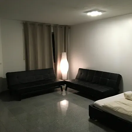 公寓 Kn Kahtan Boarding House *