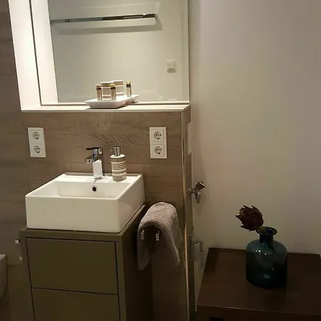 Apartment Apartment Home Suite Home *
