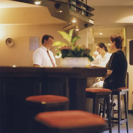 Jedermann Hotel 3*