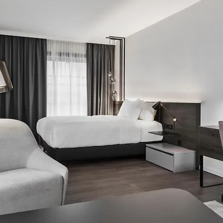By Marriott Ostbahnhof 4*