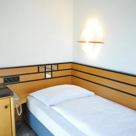Hotel Waldperlach By Blattl Munich
