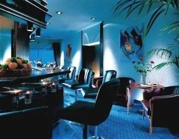 By Marriott 4* München