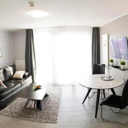 Aparthotel Arabest & Boardinghouse 3*