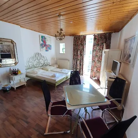Seibel Guest house 2*